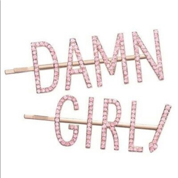 DAMN GIRL! Mascara & Free Sparkly Hairpin - Picture 8 of 10